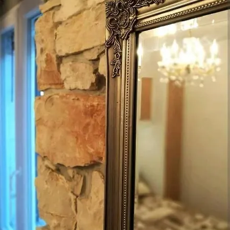 Apartment Colloseum View From The Pula