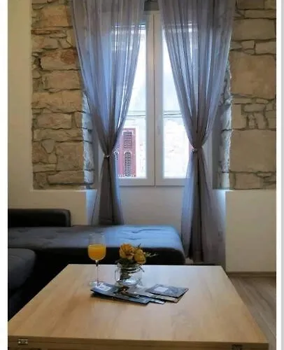 Daire Colloseum View From The