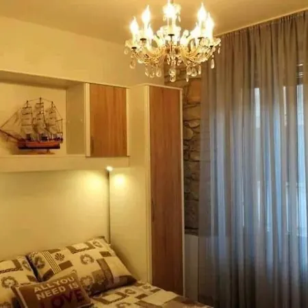 Colloseum View From The بولا