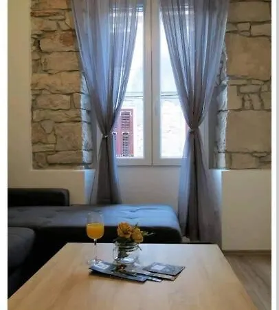 شقة Colloseum View From The