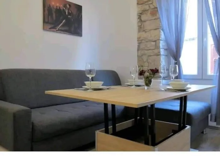 Colloseum View From The Pula